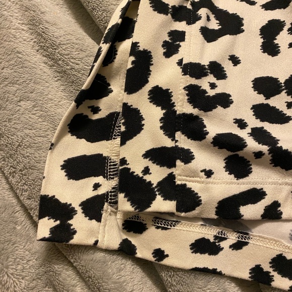 Leopard Print LulaRoe Leah top - Picture 4 of 4